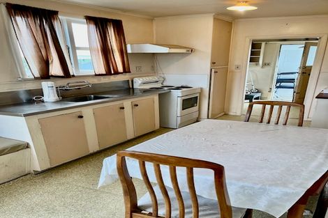 Photo of property in 97 Hillsborough Road, Hillsborough, Auckland, 1042