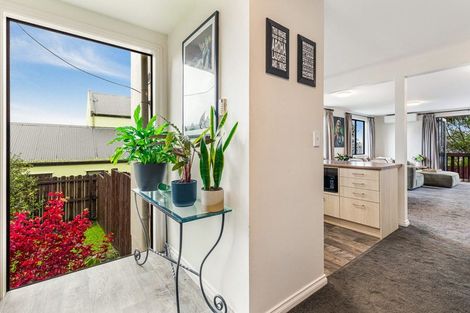 Photo of property in 5 View Ridge Drive, Ranui, Auckland, 0612