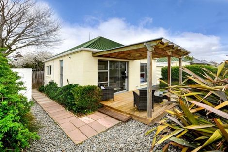 Photo of property in 1/73 Harewood Road, Papanui, Christchurch, 8053