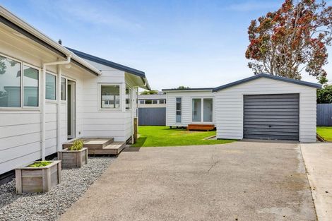 Photo of property in 4 Maralyn Place, Bell Block, New Plymouth, 4312