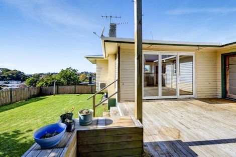 Photo of property in 5e Pembroke Street, Westown, New Plymouth, 4310