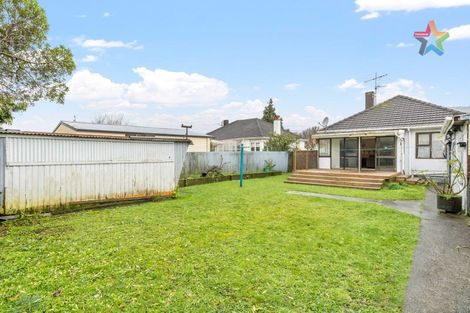 Photo of property in 33 Compton Crescent, Taita, Lower Hutt, 5011