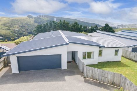 Photo of property in 241 Mark Avenue, Grenada Village, Wellington, 6037