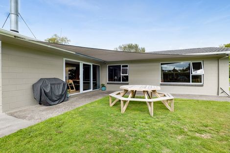 Photo of property in 5 Dunn Street, Egmont Village, 4372