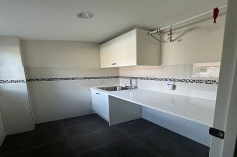 Photo of property in 37 Charles Dickens Drive, Mellons Bay, Auckland, 2014