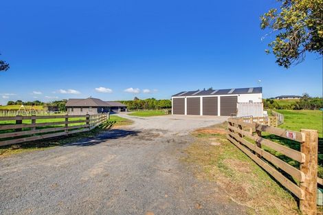 Photo of property in 115 Holmes Road, Waiuku, 2682
