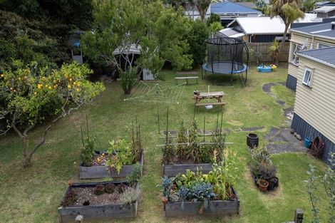 Photo of property in 55 Wainui Road, Raglan, 3225