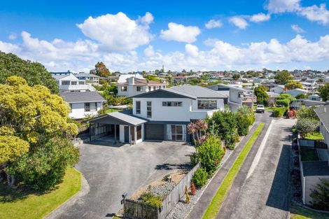 Photo of property in 9 Kauri Crescent, Snells Beach, 0920