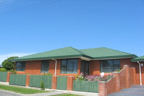 Photo of property in 1 Carr Street, Blenheim, 7201