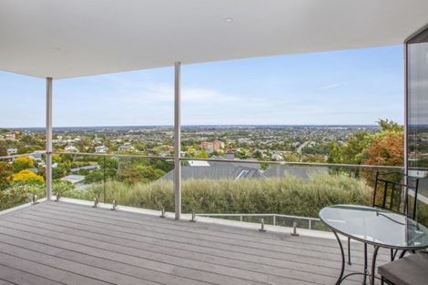 Photo of property in 8a Macmillan Avenue, Cashmere, Christchurch, 8022