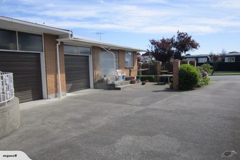 Photo of property in 2/68 Nortons Road, Avonhead, Christchurch, 8042