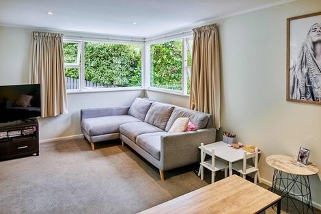 Photo of property in 24 Hollies Crescent, Johnsonville, Wellington, 6037