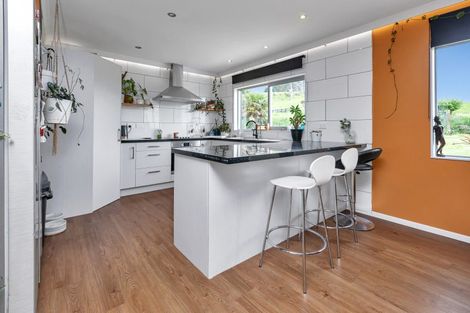 Photo of property in 93 Palmer Road, Waipu, 0582