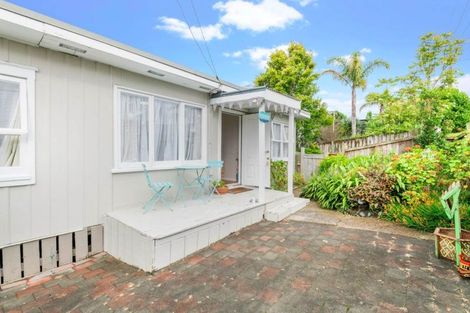 Photo of property in 25 Penton Road, Stanmore Bay, Whangaparaoa, 0932