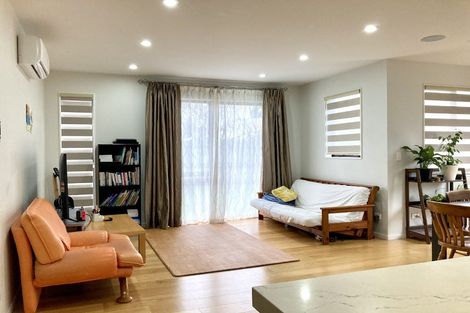 Photo of property in 73 Sturges Road, Henderson, Auckland, 0612