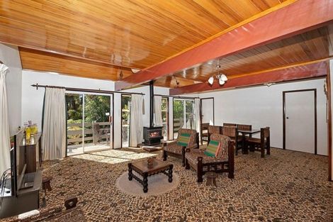 Photo of property in 45 Daffodil Street, Titirangi, Auckland, 0604