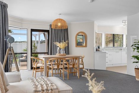 Photo of property in 676 Gloucester Road, Papamoa Beach, Papamoa, 3118