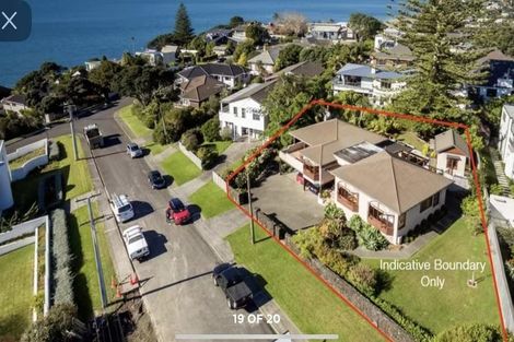 Photo of property in 1 Falmouth Street, Murrays Bay, Auckland, 0630