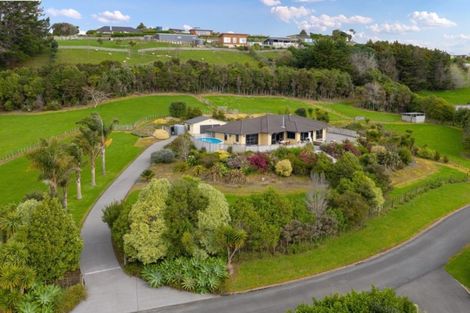 Photo of property in 620 Ponga Road, Opaheke, Papakura, 2584