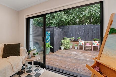 Photo of property in 12 Mata Lane, Stanmore Bay, Whangaparaoa, 0932