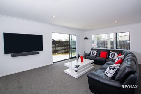 Photo of property in 18 Naeo Close, Papamoa Beach, Papamoa, 3118