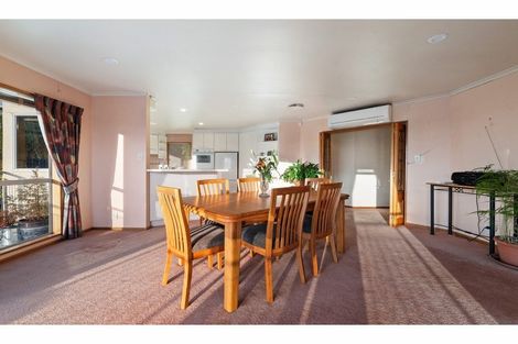 Photo of property in 40 Woodlau Rise, Huntsbury, Christchurch, 8022