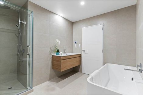 Photo of property in 35 Pacific Heights Road, Orewa, 0931