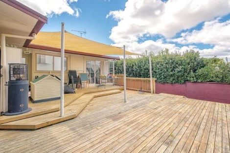 Photo of property in 21 Bellfield Road, Opaheke, Papakura, 2113