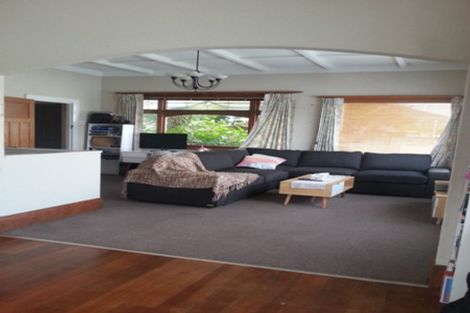 Photo of property in 27 Esmonde Road, Takapuna, Auckland, 0622