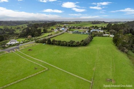 Photo of property in 2594 Awhitu Road, Awhitu, 2684