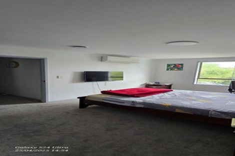 Photo of property in 20 Barnea Circle, Glen Eden, Auckland, 0602