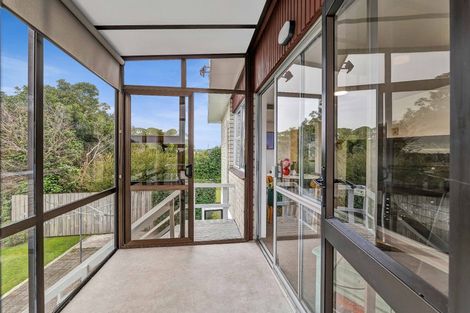 Photo of property in 15b Mayfair Place, Westown, New Plymouth, 4310