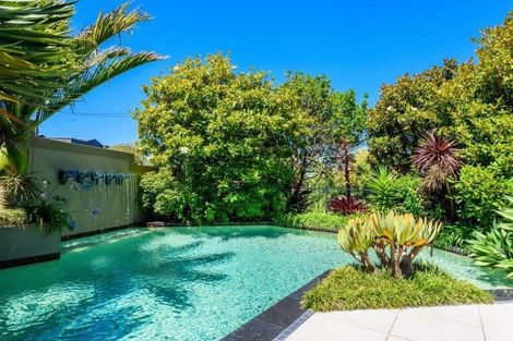 Photo of property in 1/2 Rahopara Street, Castor Bay, Auckland, 0620