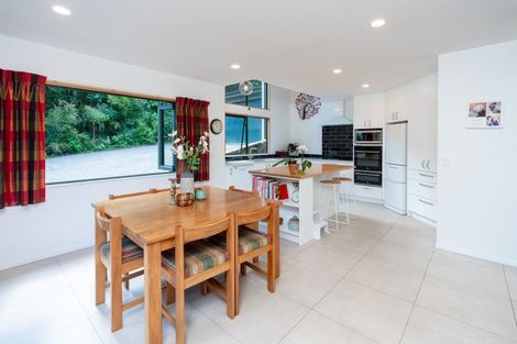 Photo of property in 101 Huia Street, Waikanae, 5391