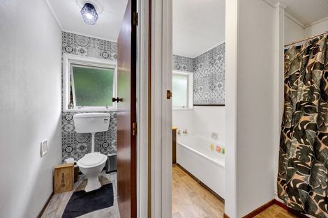 Photo of property in 81 Poplar Grove, Whalers Gate, New Plymouth, 4310