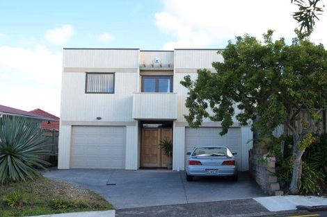 Photo of property in 4 Pegler Drive, Howick, Auckland, 2014