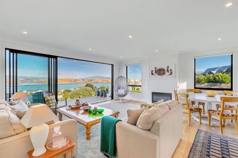 Photo of property in 8 The Track, Plimmerton, Porirua, 5026