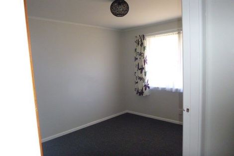 Photo of property in 1/52 Cruickshank Road, Clouston Park, Upper Hutt, 5018