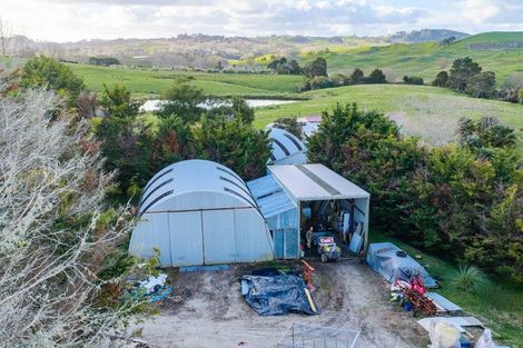 Photo of property in 272 Huarau Road, Whakapirau, Maungaturoto, 0583