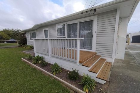 Photo of property in 8-8a Matai Street, Levin, 5510