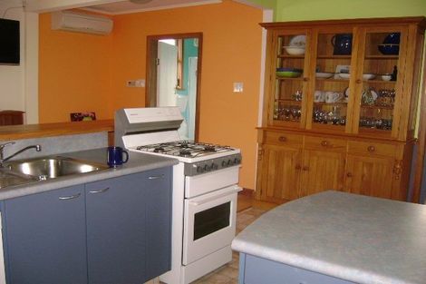 Photo of property in 33 Bauchop Road, Waterloo, Lower Hutt, 5011