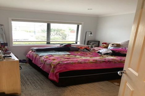 Photo of property in 5 Catlins Glen, Aotea, Porirua, 5024