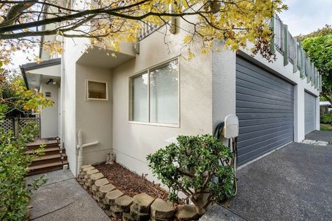 Photo of property in 2/51 Fields Parade, Oteha, Auckland, 0632