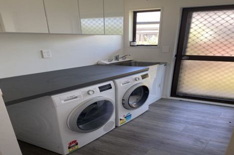 Photo of property in 15 Domain Road, Papamoa Beach, Papamoa, 3118