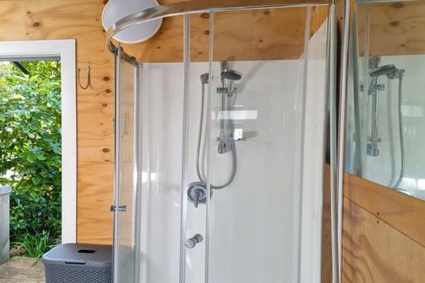 Photo of property in 9 Milton Terrace, Picton, 7220