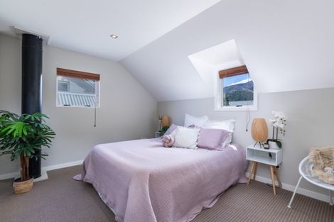 Photo of property in 13a Davey's Place, Arrowtown, 9302