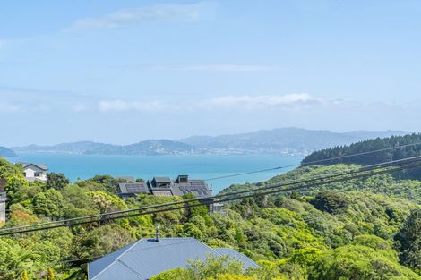 Photo of property in 36a Maungaraki Road, Korokoro, Lower Hutt, 5012