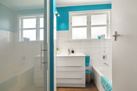 Photo of property in 11 Pelorous Street, Paparangi, Wellington, 6037