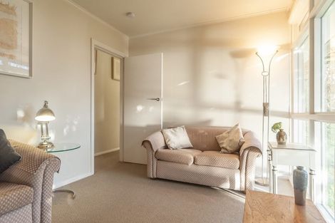 Photo of property in 56 Palliser Road, Roseneath, Wellington, 6011