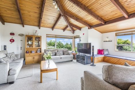 Photo of property in 70 Tiri Road, Manly, Whangaparaoa, 0930